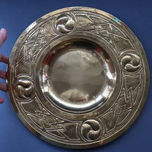 Load image into Gallery viewer, Antique GLASGOW SCHOOL Arts and Crafts Brass Wall Charger with Celtic Knotwork Pattern.  Fine Antique Metalwork
