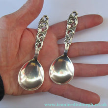 Load image into Gallery viewer, Pair of Brodrene Mylius Tele Pattern Art Nouvean Silver Spoons
