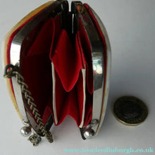 Load image into Gallery viewer, 1930s / 1940s EGYPTIAN Holiday Souvenir. from Alexandria. Mother of Pearl Coin Purse
