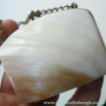 Load image into Gallery viewer, 1930s / 1940s EGYPTIAN Holiday Souvenir. from Alexandria. Mother of Pearl Coin Purse
