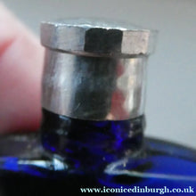 Load image into Gallery viewer, 1930s ART DECO Bourjois "Evening In Paris" Perfume Bottle in Bakelite White Clam Shell Box
