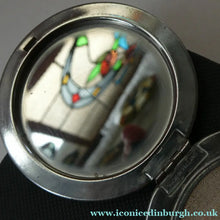 Load image into Gallery viewer, Rare 1930s ART DECO Miniature Powder Compact by RAVON / CUSSONS. Dancing Lady on Lid
