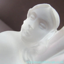Load image into Gallery viewer, 1930s Walther &amp; Sohne German Art Deco Frosted Glass Nude Table Lamp
