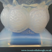 Load image into Gallery viewer, LARGE 1930s Art Deco ETLING Glass Decorative Bowl or Vase. Hexagonal Shape with Cute  

