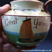 Load image into Gallery viewer, 1940s/ 1950s TORQUAY POTTERY (Longpark, Devon) Souvenir Motto Ware GREAT YARMOUTH
