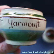 Load image into Gallery viewer, 1940s/ 1950s TORQUAY POTTERY (Longpark, Devon) Souvenir Motto Ware GREAT YARMOUTH
