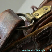 Load image into Gallery viewer, 1940s / 1950s Vintage Genuine Hornback Alligator Handbag with Head and Legs
