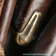Load image into Gallery viewer, 1940s / 1950s Vintage Genuine Hornback Alligator Handbag with Head and Legs

