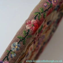 Load image into Gallery viewer, Vintage 1940s British PETIT POINT Beige Tapestry Handbag or Evening Bag with Pink Roses Design. Good Condition
