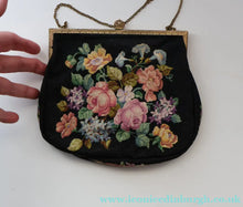 Load image into Gallery viewer, Larger Vintage 1940s British PETIT POINT Tapestry Handbag or Evening Bag with Pink Roses Design. Excellent Condition
