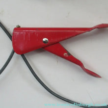 Load image into Gallery viewer, 1940s Vintage Mobo Tin Plate  Toy Tortoise. Moving Child's Toy
