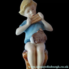 Load image into Gallery viewer, ROYAL WORCESTER Figurine. Vintage Peter Pan Figure by Frederick Gertner (No. 3011). Perfect Condition
