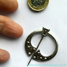 Load image into Gallery viewer, Vintage 1940s Scottish Silver Penannular Brooch or Clock Pin. Designed by Robert Allison
