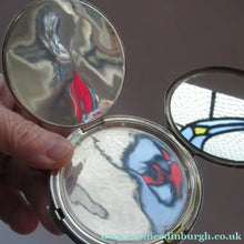 Load image into Gallery viewer, Vintage 1940s Hallmarked 1946 Solid Silver Powder Compact
