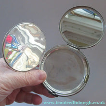 Load image into Gallery viewer, Vintage 1940s Hallmarked 1946 Solid Silver Powder Compact
