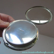 Load image into Gallery viewer, Vintage 1940s Hallmarked 1946 Solid Silver Powder Compact
