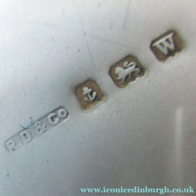 Load image into Gallery viewer, Vintage 1940s Hallmarked 1946 Solid Silver Powder Compact
