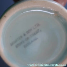 Load image into Gallery viewer, 1950s SHORTER AND SONS Set of Three Matching Miniature Beehive Honey Pots in Pastel Colours
