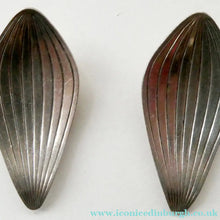 Load image into Gallery viewer, 1950s DANISH SILVER Leaf Pattern Clip-On Earrings. Designed by Eigil Jensen for Anton Michelsen 
