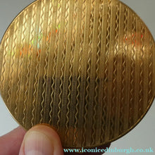 Load image into Gallery viewer, MASCOT Brand. Vintage 1950s POWDER COMPACT with Lucite Plastic Lid and Two Pink Roses
