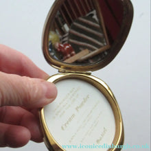Load image into Gallery viewer, Vintage Mascot Powder Compact with Printed Dogstooth Pattern
