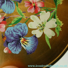 Load image into Gallery viewer, Vintage 1950s British POWDER COMPACT with Floral Design. Probably by MELISSA
