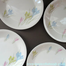 Load image into Gallery viewer, 1950s Norwegian Figgjo Flint Crocus Pattern Side Plate
