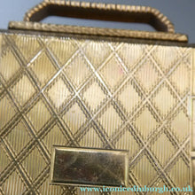 Load image into Gallery viewer, Pretty 1950s Novelty KIGU Vintage Powder Compact in the Shape of a Handbag or Wee Case. PRISTINE
