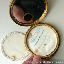 Load image into Gallery viewer, MASCOT Brand. Vintage 1950s POWDER COMPACT with Porcelain Plaque on the LID. Red Rose
