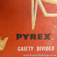 Load image into Gallery viewer, Pyrex Casserole Dish and Stand Pink Daisy 1950s Original Box

