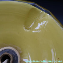 Load image into Gallery viewer, 1950s Scottish VASART Glass Tulip Lamp in Eye-Catching Yellow Shade with Tutti Frutti &amp; Black Flecks. WORKING
