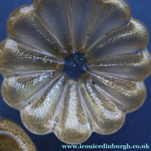 Load image into Gallery viewer, PAIR of Small 1950s Barovier &amp; Toso MURANO 'Cordonato d'Oro' gold leaf glass bowls
