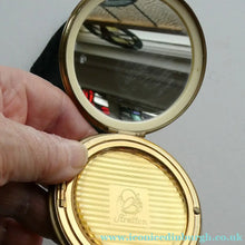 Load image into Gallery viewer, Vintage 1950s POWDER COMPACT with Bouquet of Wild Flowers. Design by STRATTON
