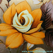 Load image into Gallery viewer, Vintage 1950s POWDER COMPACT with Orange Roses. Design by STRATTON 
