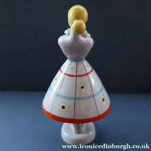 Load image into Gallery viewer, UKRAINE POTTERY. Vintage 1950s Figurine of a Girl. Baranivka Porcelain Factory
