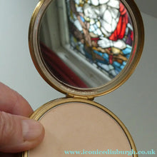 Load image into Gallery viewer, MASCOT Brand. Vintage 1950s POWDER COMPACT with Marblised Lucite Lid with Golden Leaves Garland
