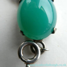 Load image into Gallery viewer, Pretty Vintage Bracelet Set with Coloured Agates. Excellent Condition
