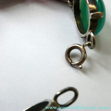 Load image into Gallery viewer, Pretty Vintage Bracelet Set with Coloured Agates. Excellent Condition
