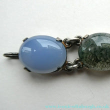 Load image into Gallery viewer, Pretty Vintage Bracelet Set with Coloured Agates. Excellent Condition
