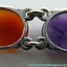 Load image into Gallery viewer, Pretty Vintage Bracelet Set with Coloured Agates. Excellent Condition
