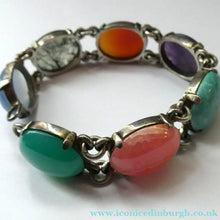 Load image into Gallery viewer, Pretty Vintage Bracelet Set with Coloured Agates. Excellent Condition
