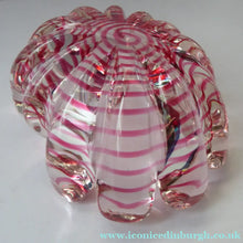 Load image into Gallery viewer, BAROVIER &amp; TOSO; Vintage Zebrati Murano Art Glass Grosse Costolature Clamshell Bowl 
