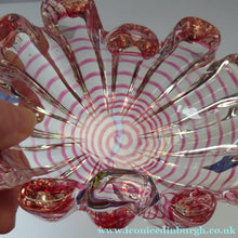 Load image into Gallery viewer, BAROVIER &amp; TOSO; Vintage Zebrati Murano Art Glass Grosse Costolature Clamshell Bowl 
