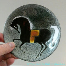 Load image into Gallery viewer, 1960s CHELSEA Studio Pottery (Joyce Morgan) Decorative Wall Plate: Hand-Painted Horse Design
