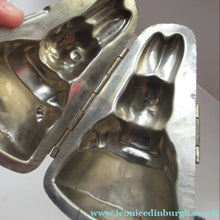 Load image into Gallery viewer, Vintage DUTCH Vormenfabriek Tilburg Tin Chocolate Mould in the Shape of a Little Rabbit
