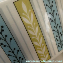 Load image into Gallery viewer, 1960s EVERGLADE Midwinter Stylecraft Lidded Tureen. Designed by Jessie Tait
