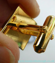 Load image into Gallery viewer, 1960s 1970s Brutalist Gold Tone Cufflinks with Tigers Eye Inclusion
