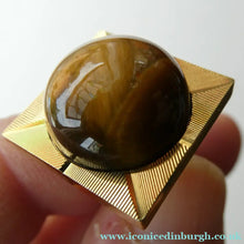 Load image into Gallery viewer, 1960s 1970s Brutalist Gold Tone Cufflinks with Tigers Eye Inclusion
