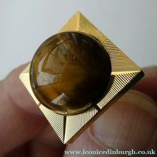 Load image into Gallery viewer, 1960s 1970s Brutalist Gold Tone Cufflinks with Tigers Eye Inclusion
