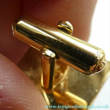 Load image into Gallery viewer, 1960s 1970s Brutalist Gold Tone Cufflinks with Tigers Eye Inclusion
